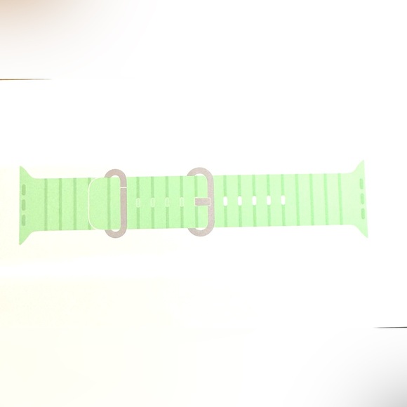 Apple Watch 49mm Natural Titanium Neon Green Ocean Band f/Ultra 2, Sealed, NEW - Picture 10 of 10